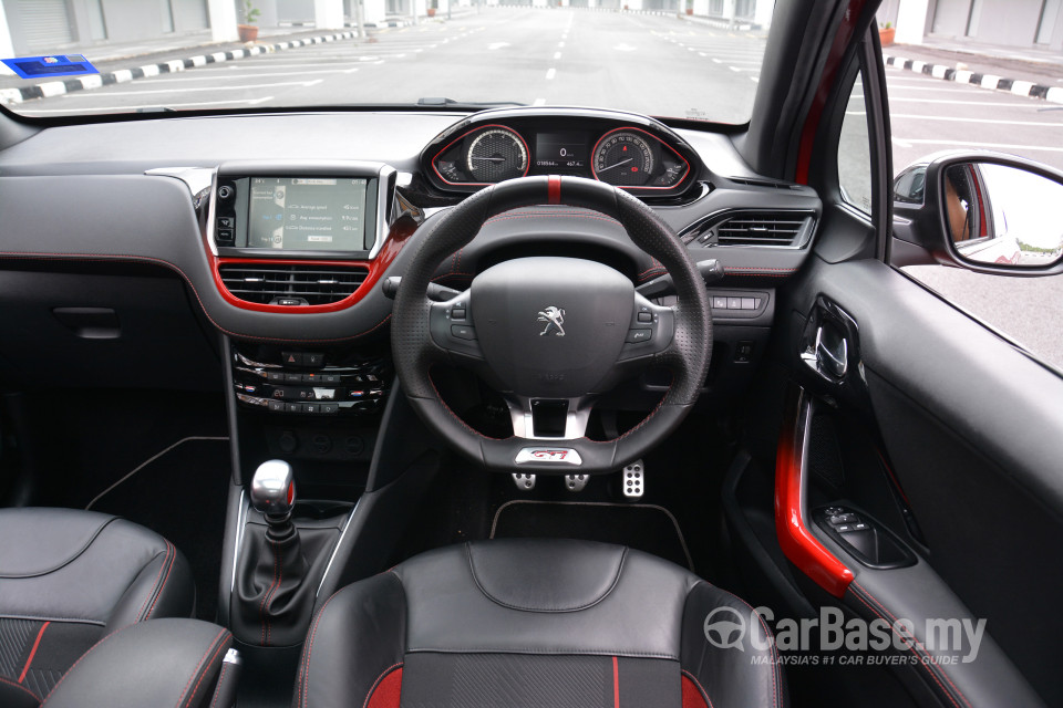 Peugeot 208 GTi Mk1 (2013) Interior