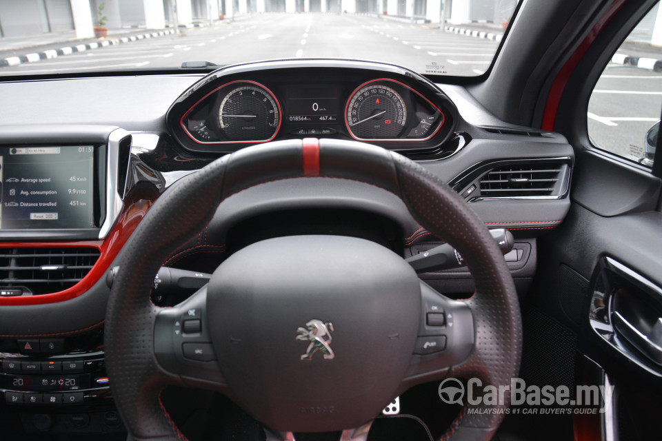 Peugeot 208 GTi Mk1 (2013) Interior