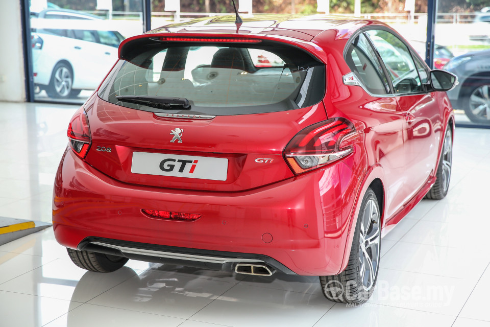 Peugeot 208 GTi Mk1 Facelift (2017) Exterior