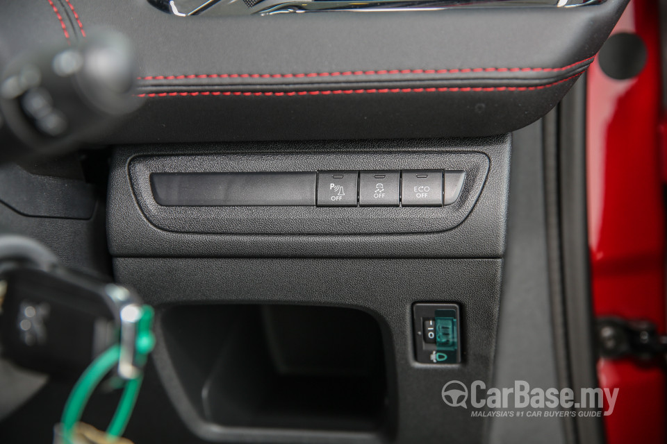 Peugeot 208 GTi Mk1 Facelift (2017) Interior