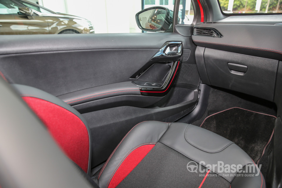 Peugeot 208 GTi Mk1 Facelift (2017) Interior