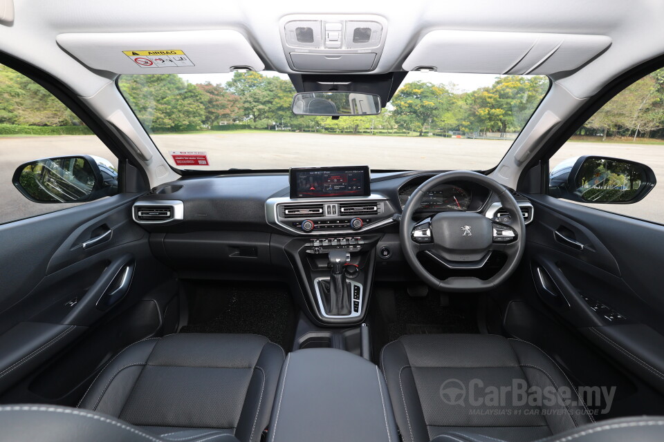 Peugeot Landtrek Mk1 (2023) Interior