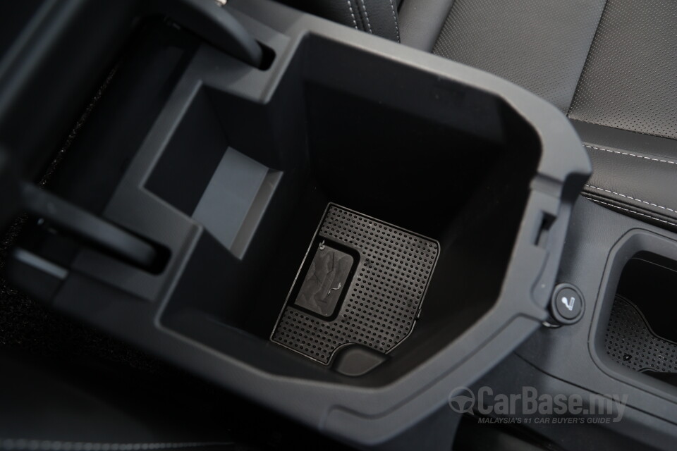 Peugeot Landtrek Mk1 (2023) Interior