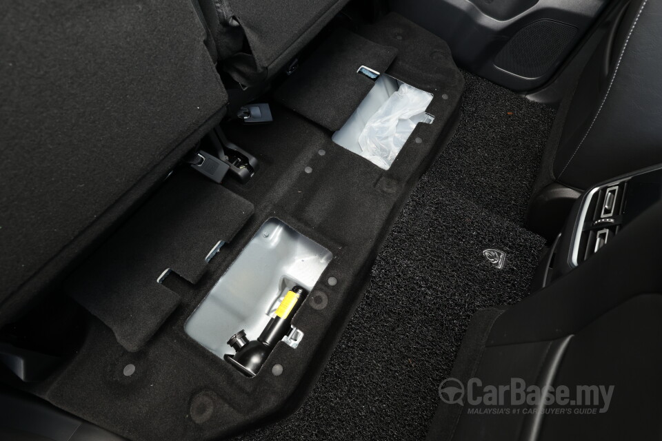 Peugeot Landtrek Mk1 (2023) Interior