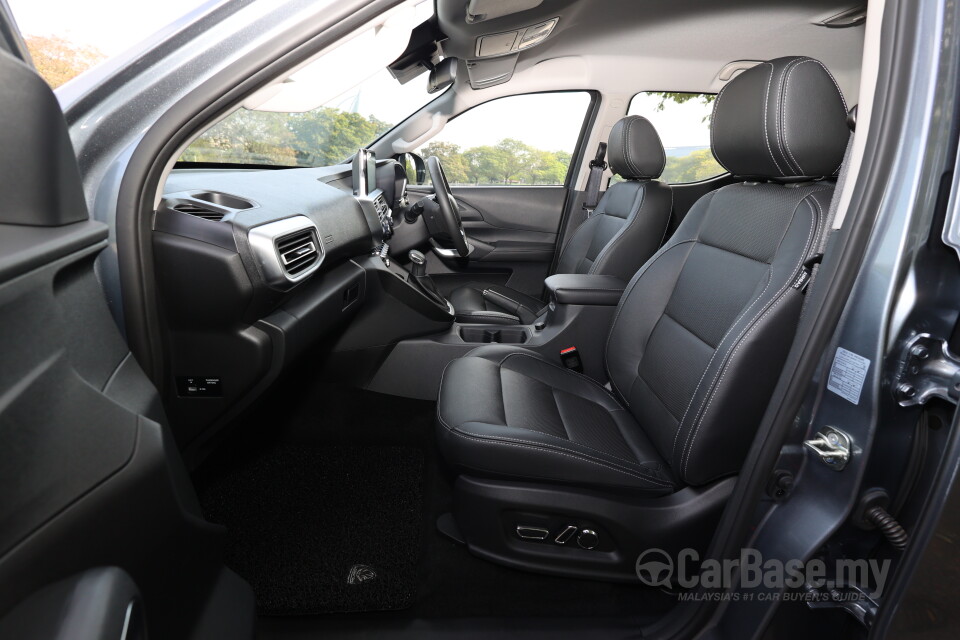Peugeot Landtrek Mk1 (2023) Interior