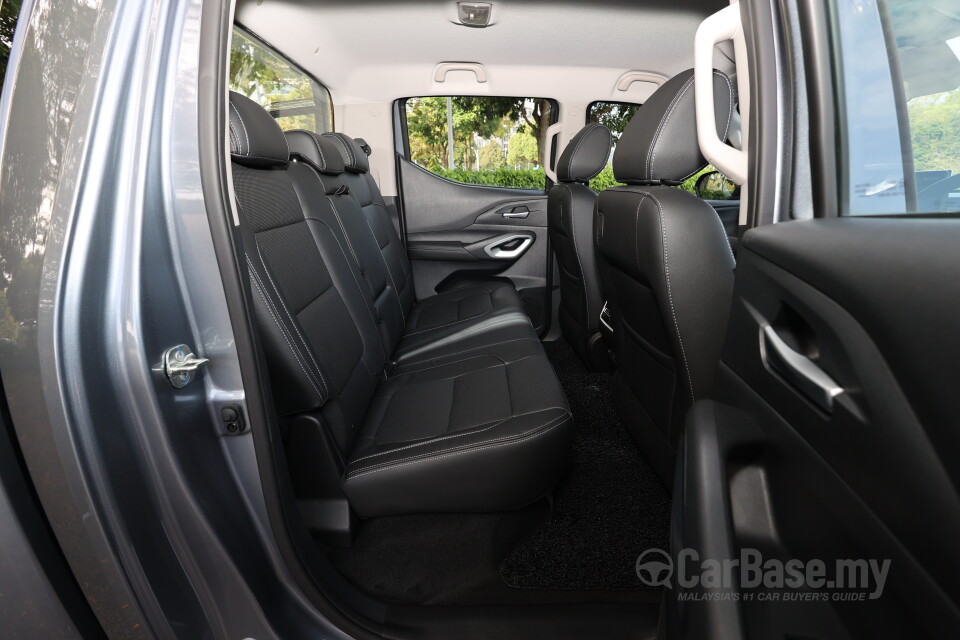 Peugeot Landtrek Mk1 (2023) Interior