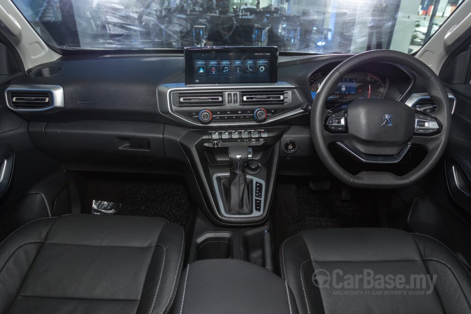 Peugeot Landtrek Mk1 (2023) Interior