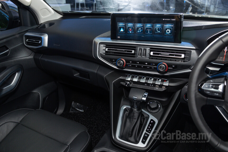 Peugeot Landtrek Mk1 (2023) Interior
