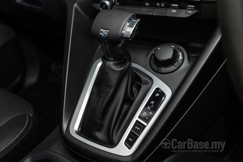 Peugeot Landtrek Mk1 (2023) Interior