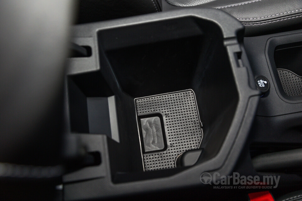 Peugeot Landtrek Mk1 (2023) Interior