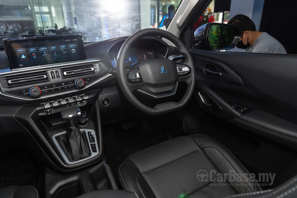 Peugeot Landtrek Mk1 (2023) Interior
