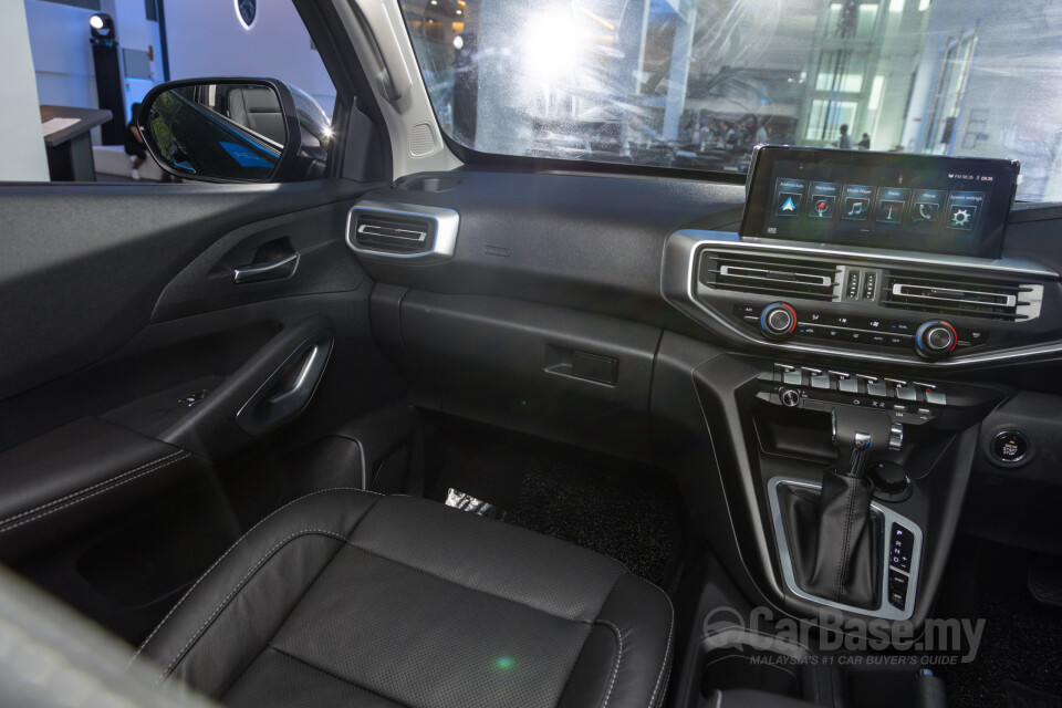 Peugeot Landtrek Mk1 (2023) Interior