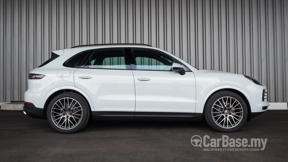 Porsche Cayenne 9Y0 (2022) Exterior