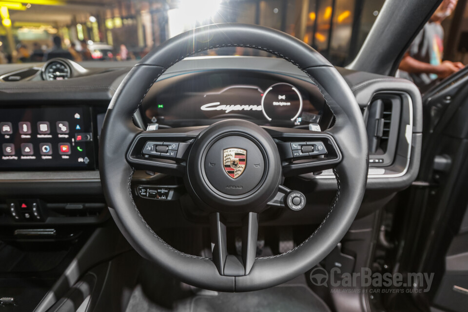 Porsche Cayenne 9Y0 Faceift (2023) Interior