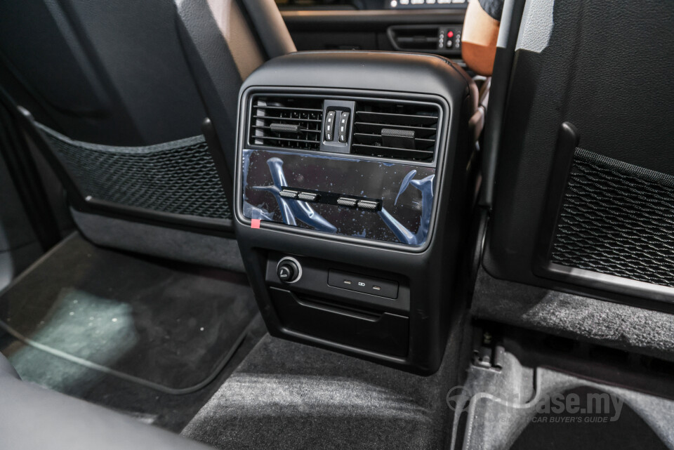 Porsche Cayenne 9Y0 Faceift (2023) Interior