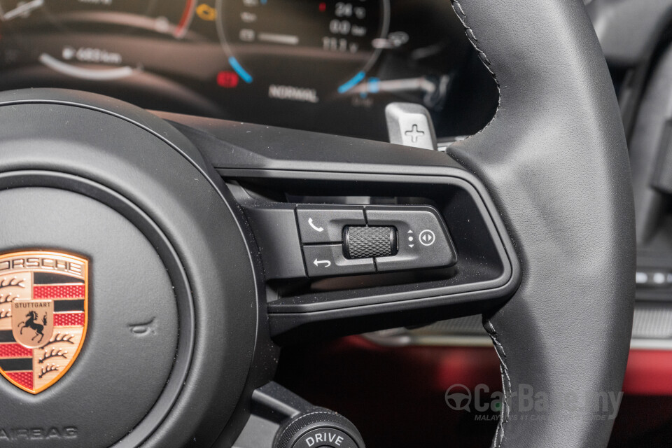 Porsche Cayenne 9Y0 Faceift (2023) Interior