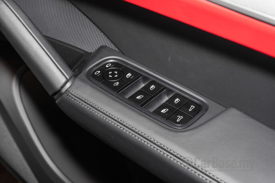 Porsche Cayenne 9Y0 Faceift (2023) Interior
