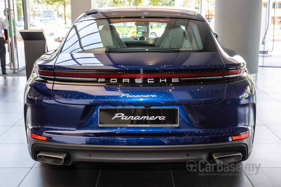 Porsche Panamera 972 (2024) Exterior