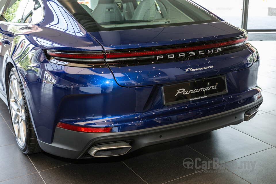 Porsche Panamera 972 (2024) Exterior