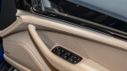 Porsche Panamera Interior photo