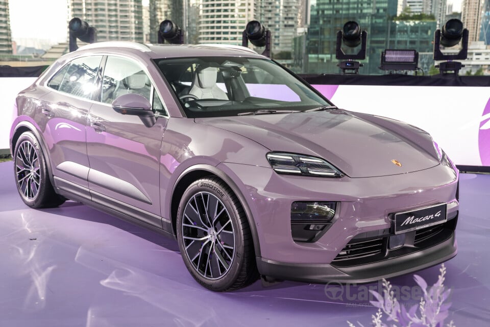 Porsche Macan Electric Mk1 (2024) Exterior