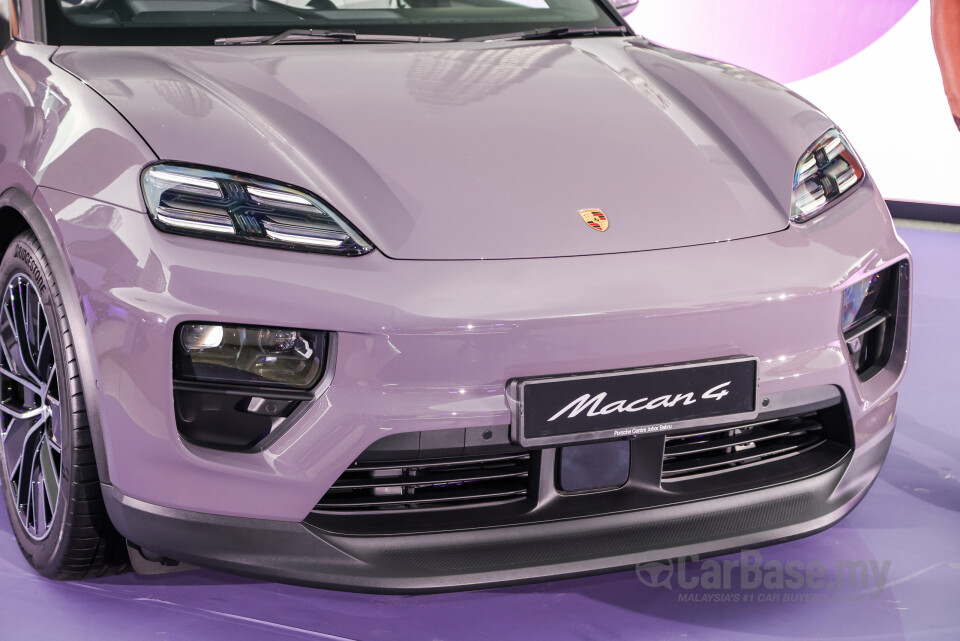 Porsche Macan Electric Mk1 (2024) Exterior