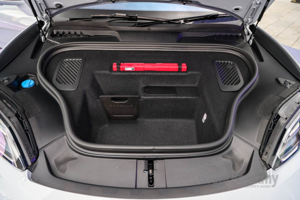 Porsche Macan Electric Mk1 (2024) Exterior