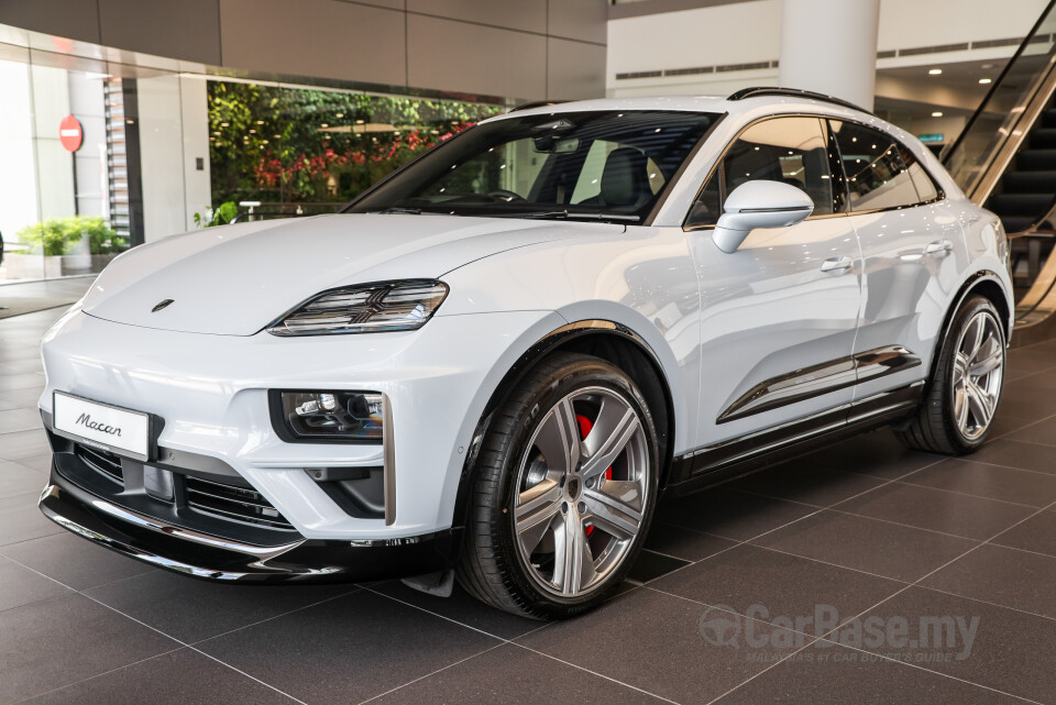 Porsche Macan Electric Mk1 (2024) Exterior