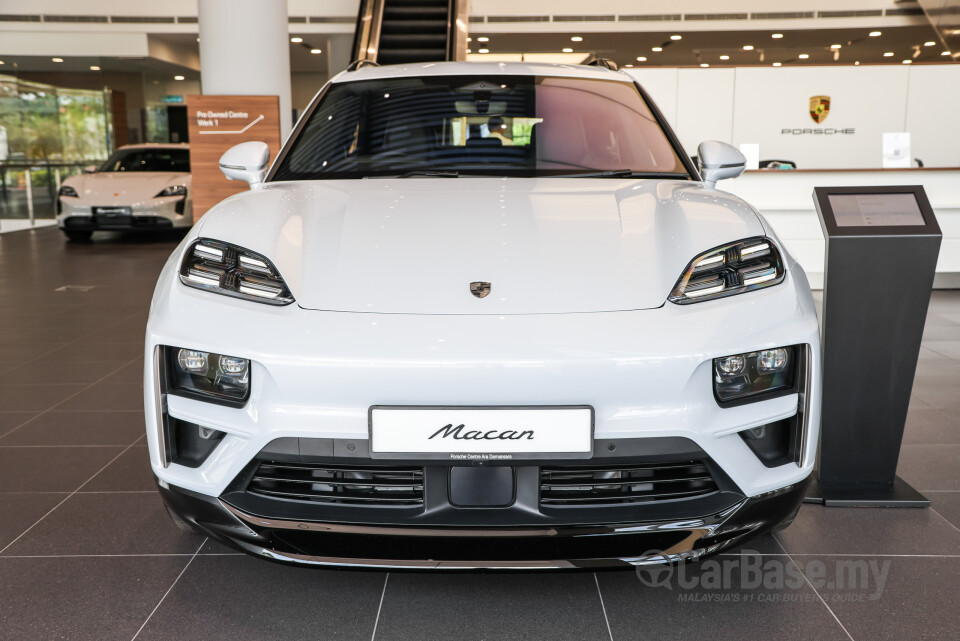 Porsche Macan Electric Mk1 (2024) Exterior