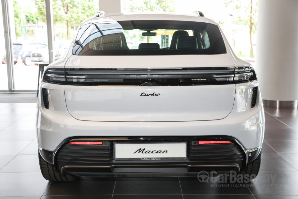 Porsche Macan Electric Mk1 (2024) Exterior