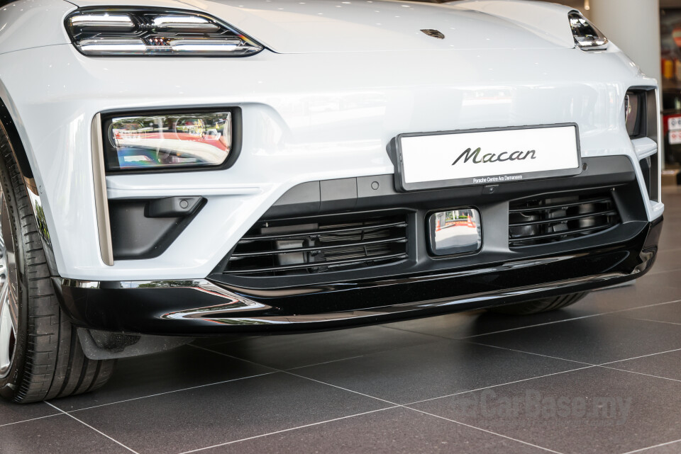 Porsche Macan Electric Mk1 (2024) Exterior