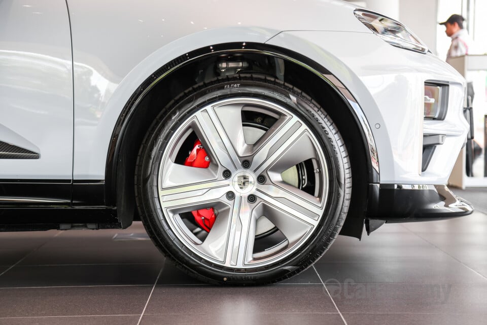 Porsche Macan Electric Mk1 (2024) Exterior