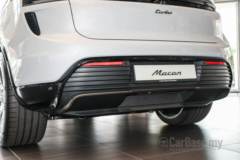 Porsche Macan Electric Mk1 (2024) Exterior