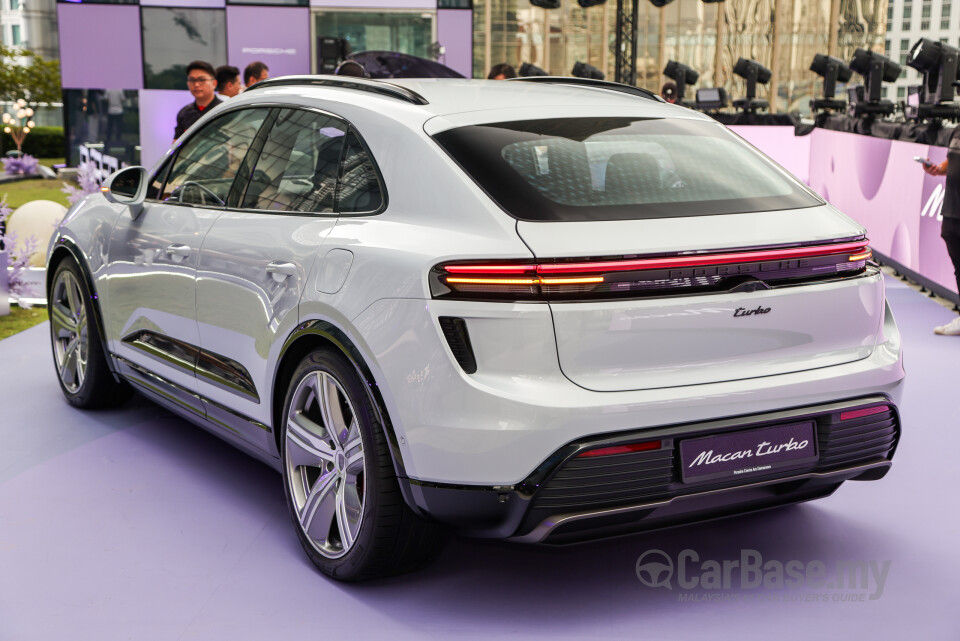 Porsche Macan Electric Mk1 (2024) Exterior