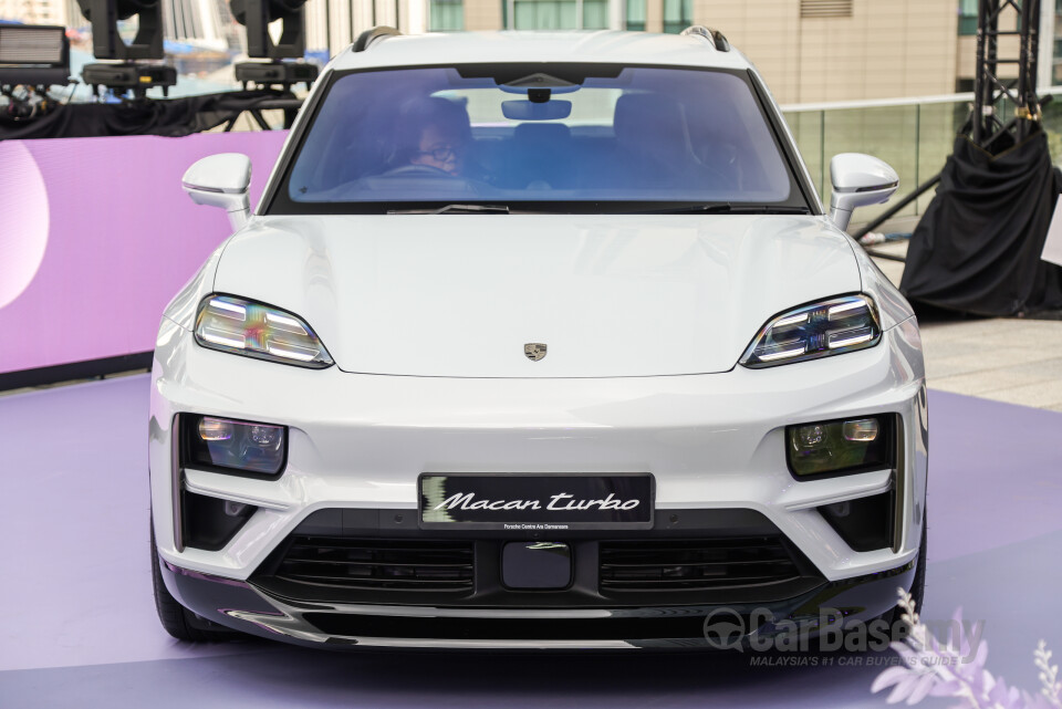 Porsche Macan Electric Mk1 (2024) Exterior