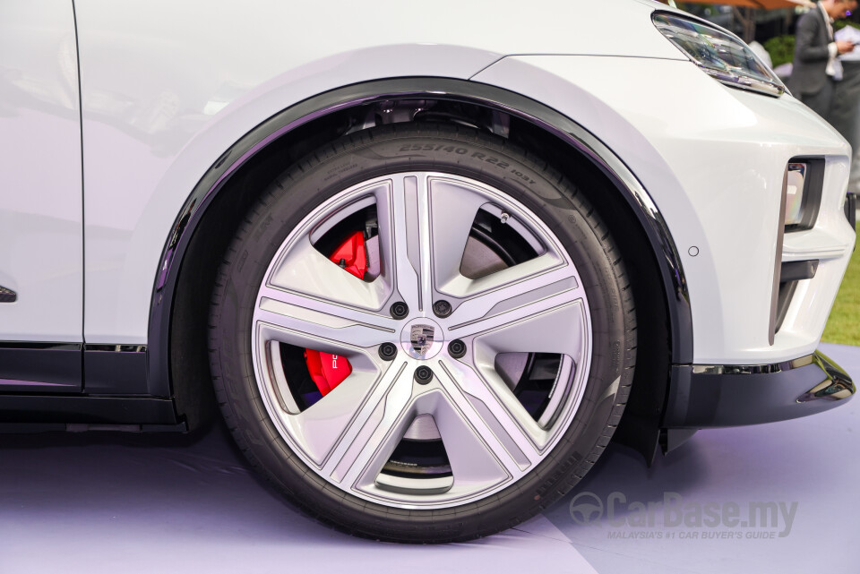 Porsche Macan Electric Mk1 (2024) Exterior
