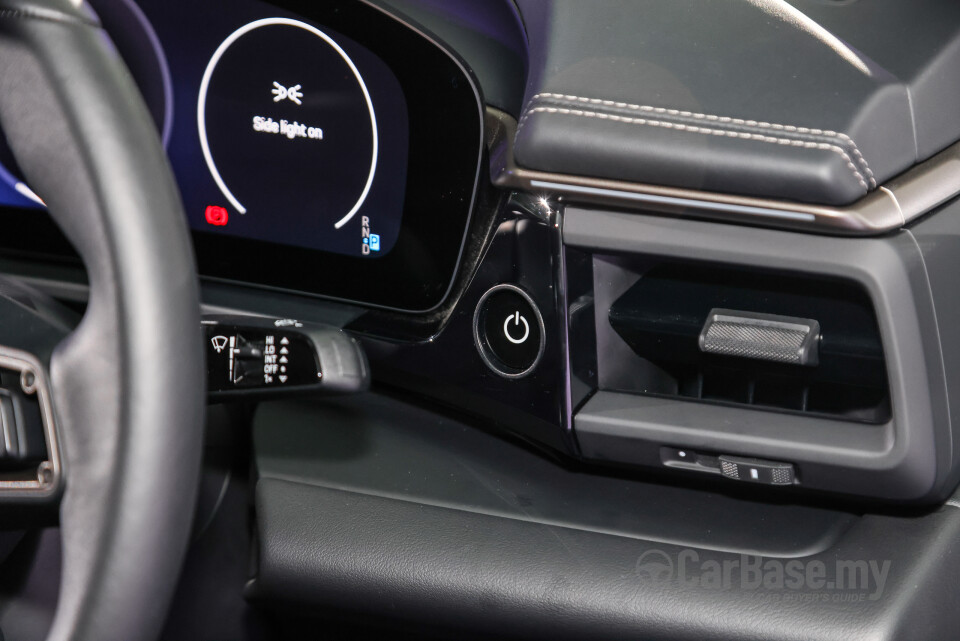 Porsche Macan Electric Mk1 (2024) Interior