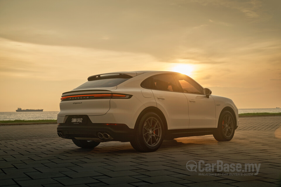 Porsche Cayenne Coupe 9YB (2025) Exterior