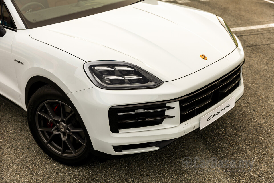Porsche Cayenne Coupe 9YB (2025) Exterior