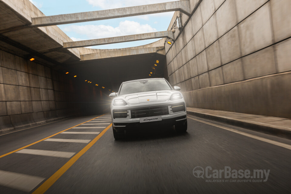 Porsche Cayenne Coupe 9YB (2025) Exterior