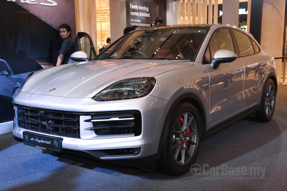 Porsche Cayenne Coupe 9YB (2025) Exterior
