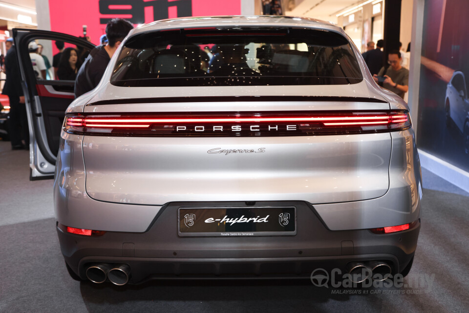 Porsche Cayenne Coupe 9YB (2025) Exterior