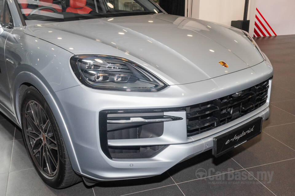 Porsche Cayenne Coupe 9YB (2025) Exterior