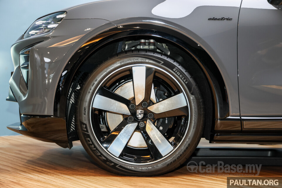 Porsche Cayenne Coupe Electric 9Y3 (2026) Exterior