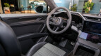 Porsche Cayenne Coupe Electric Interior photo