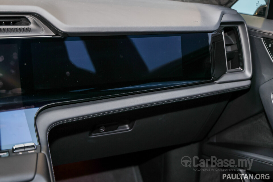 Porsche Cayenne Coupe Electric 9Y3 (2026) Interior