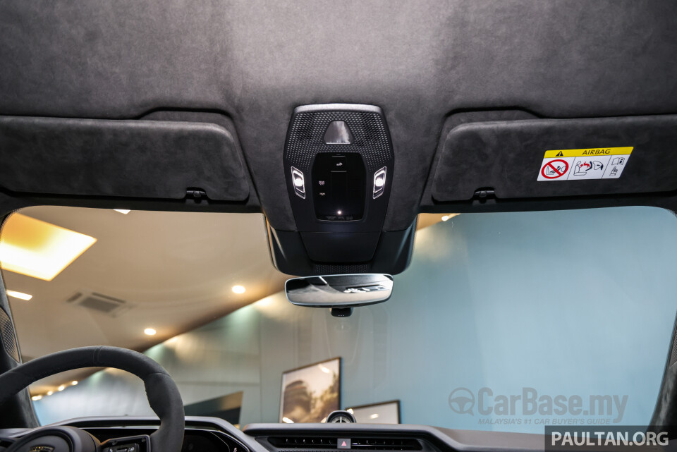Porsche Cayenne Coupe Electric 9Y3 (2026) Interior