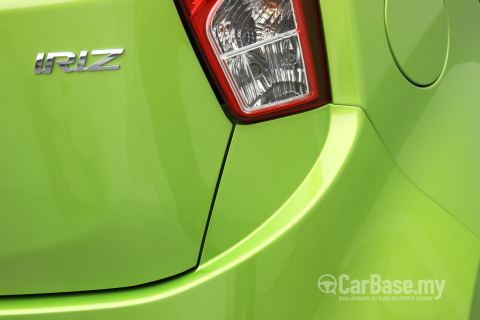 Proton Iriz P2-30A (2014) Exterior