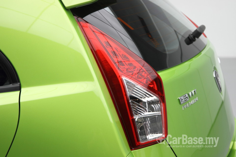 Proton Iriz P2-30A (2014) Exterior