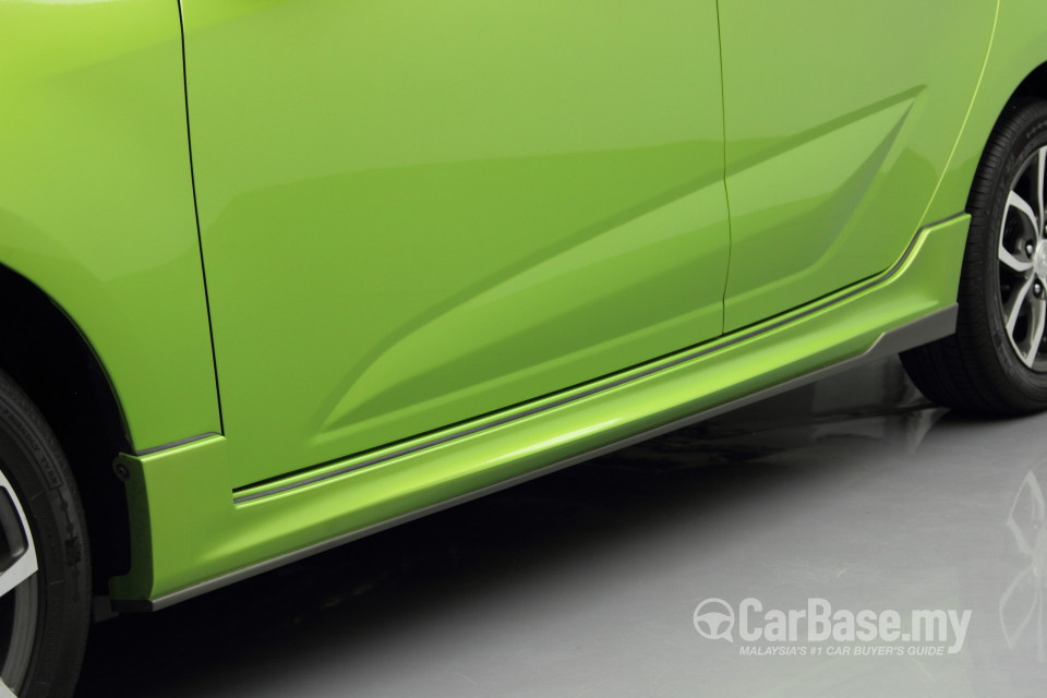 Proton Iriz P2-30A (2014) Exterior